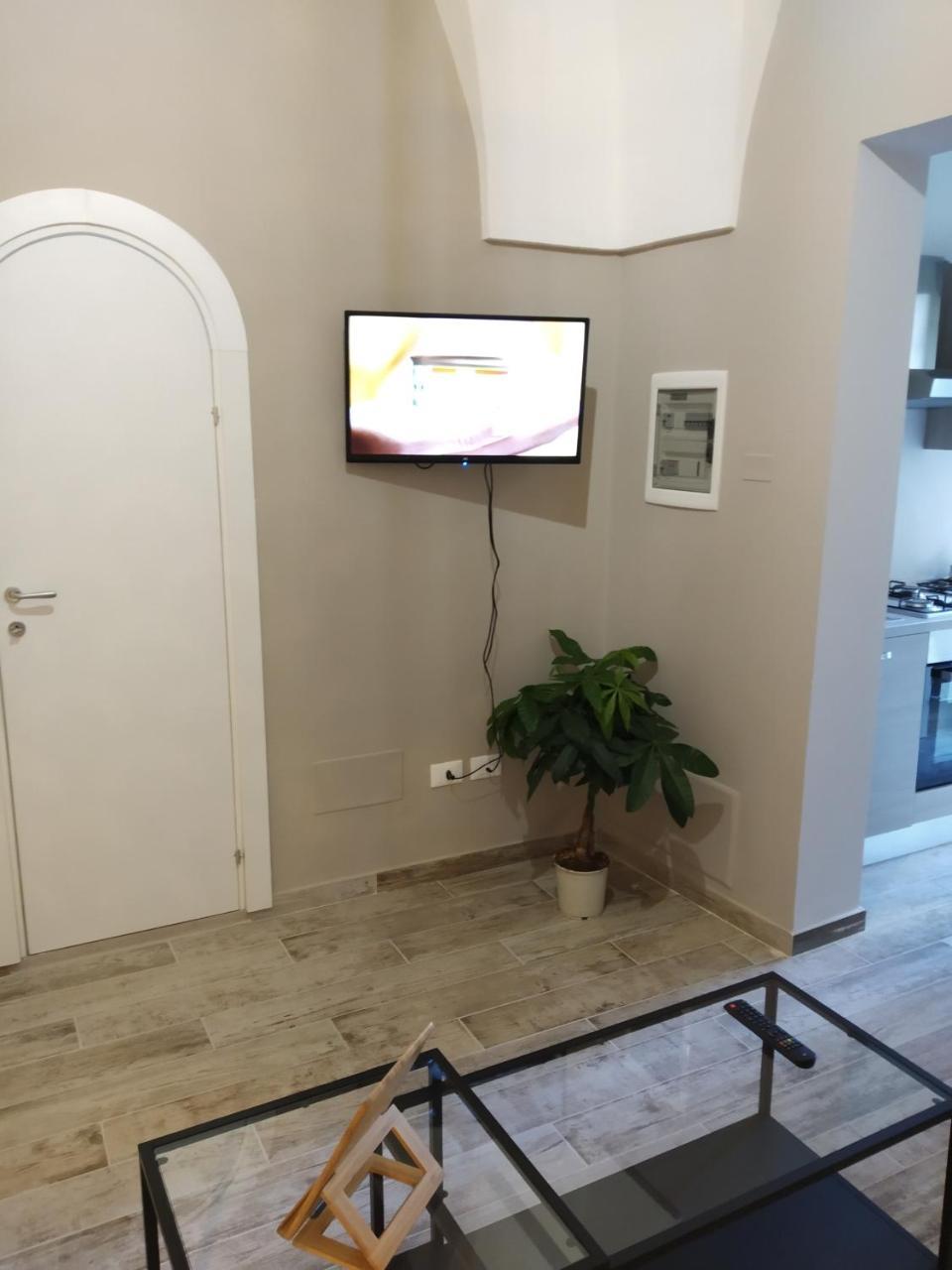 Dimora "I Santi Patroni" Aparthotel Lecce Exterior photo